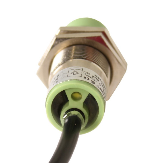 Proximity sensor inductive NPN, M12, distance 4 mm (TL series)