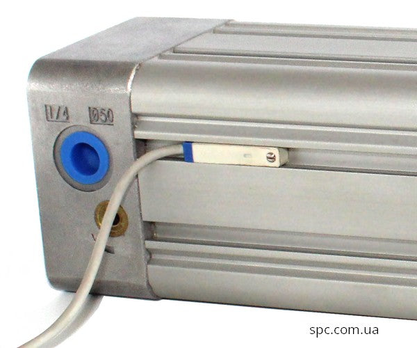 Installation of reed switch on pneumatic cylinder with T-slots